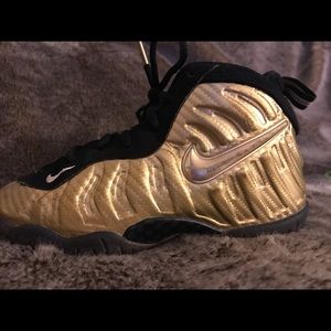 Boys’ Nike Sneakers